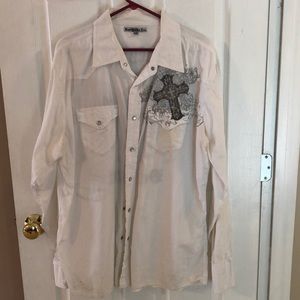 Manchester Esc. button up